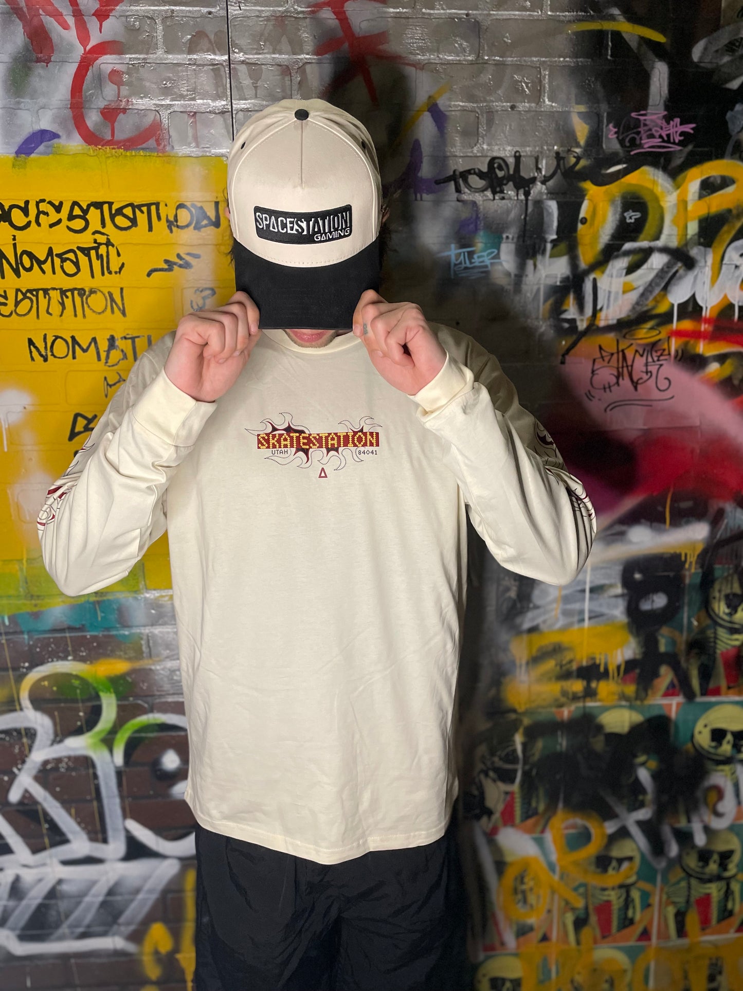 Skatestation Long Sleeve - Off White