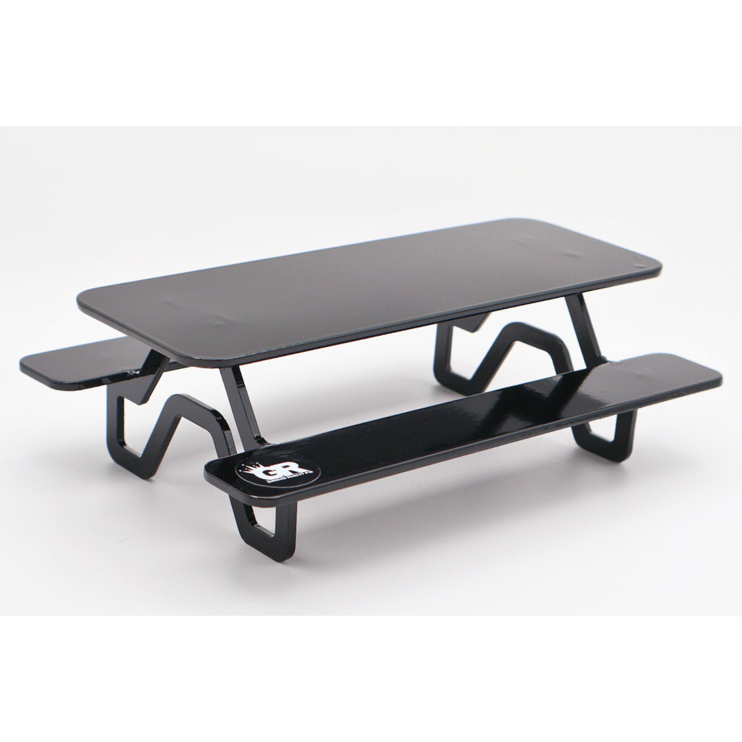 Grind Right - Picnic Table