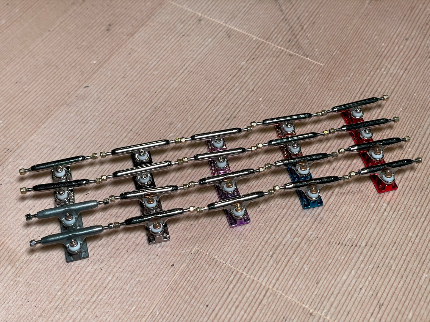 Core Inverted Trucks - 32mm