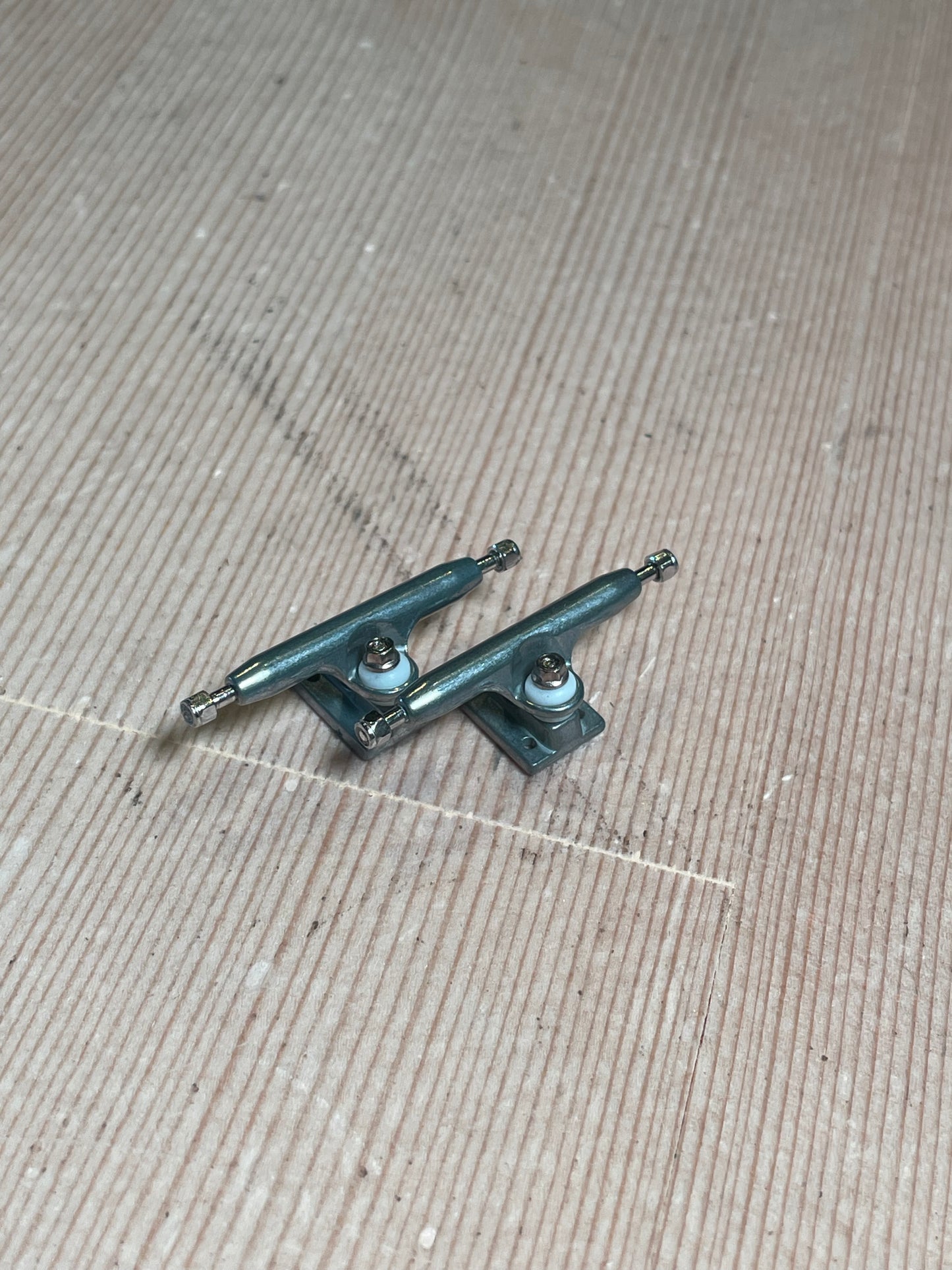 Core Standard Trucks - 34mm