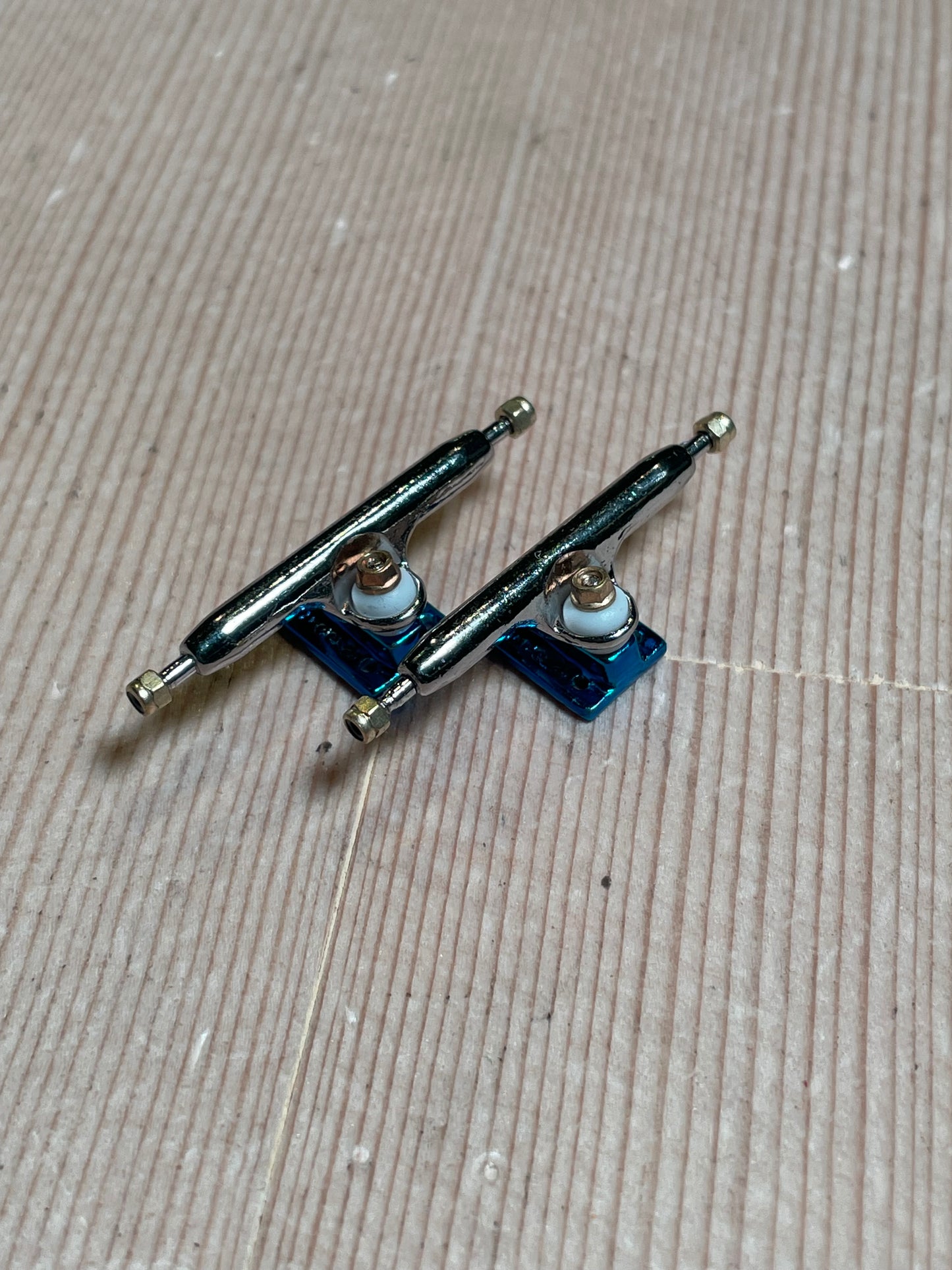 Core Standard Trucks - 36mm