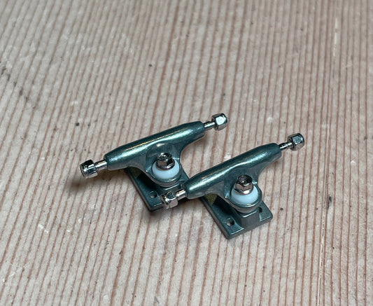 Core Standard Trucks - 26mm