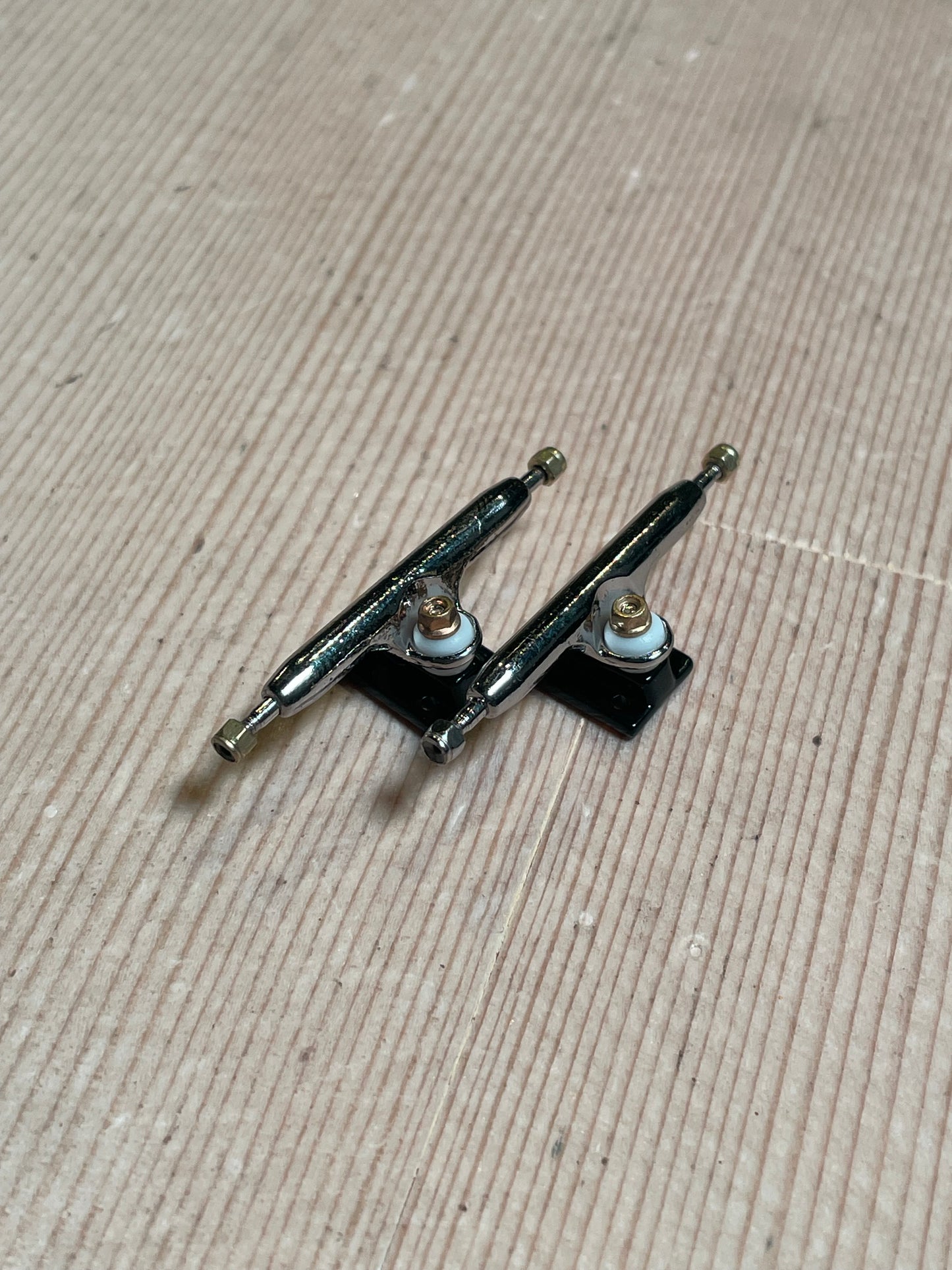 Core Standard Trucks - 36mm