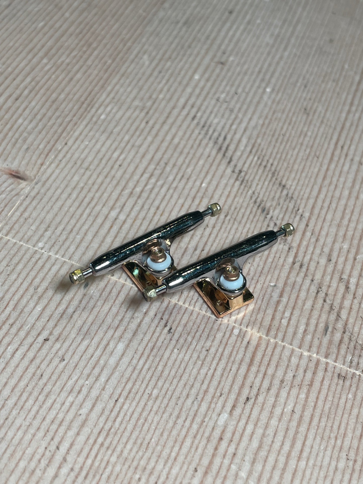 Core Standard Trucks - 34mm