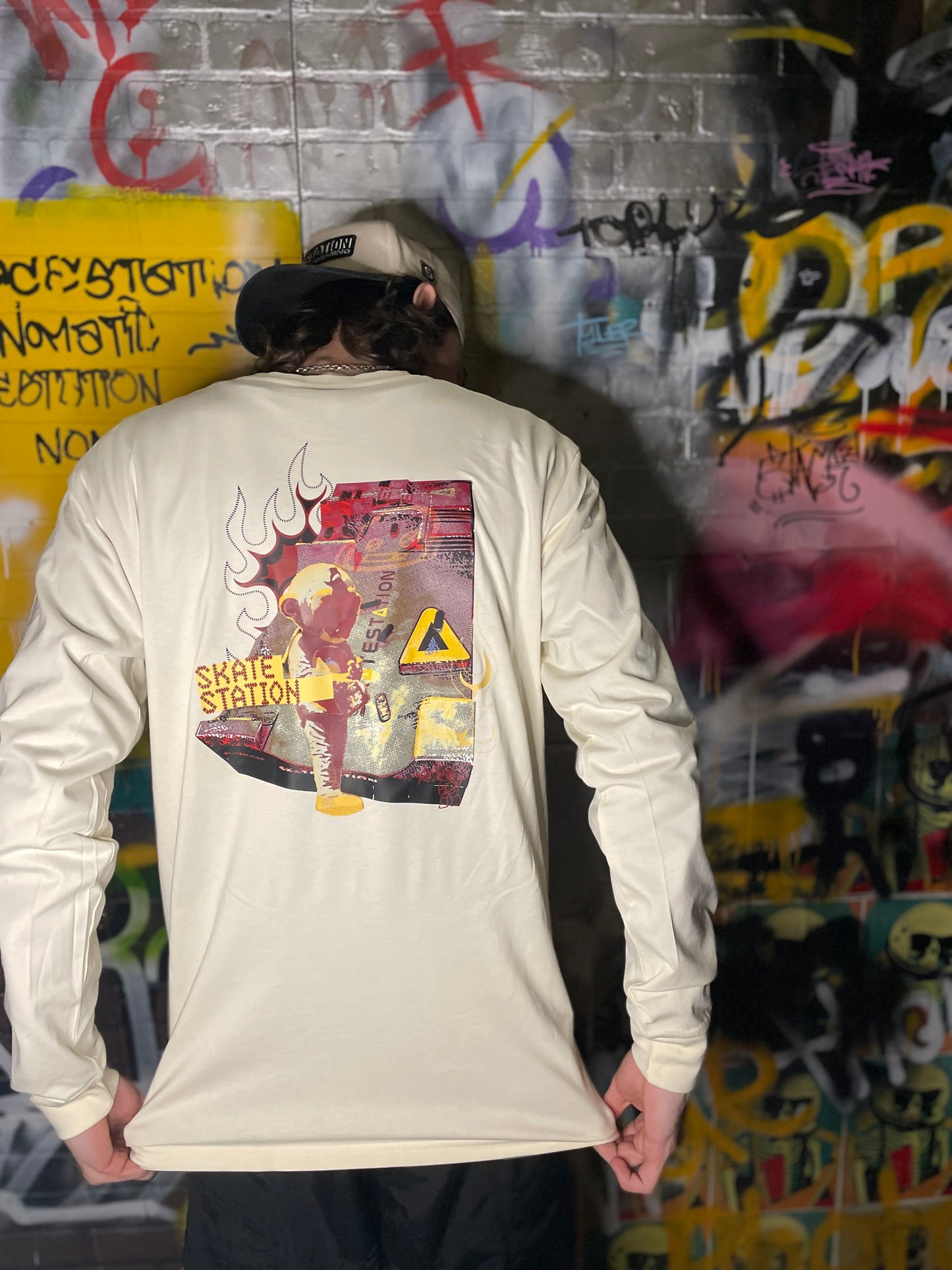 Skatestation Long Sleeve - Off White